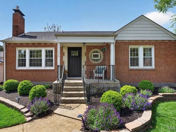 520 Sunningwell Drive, St Louis, MO 63119