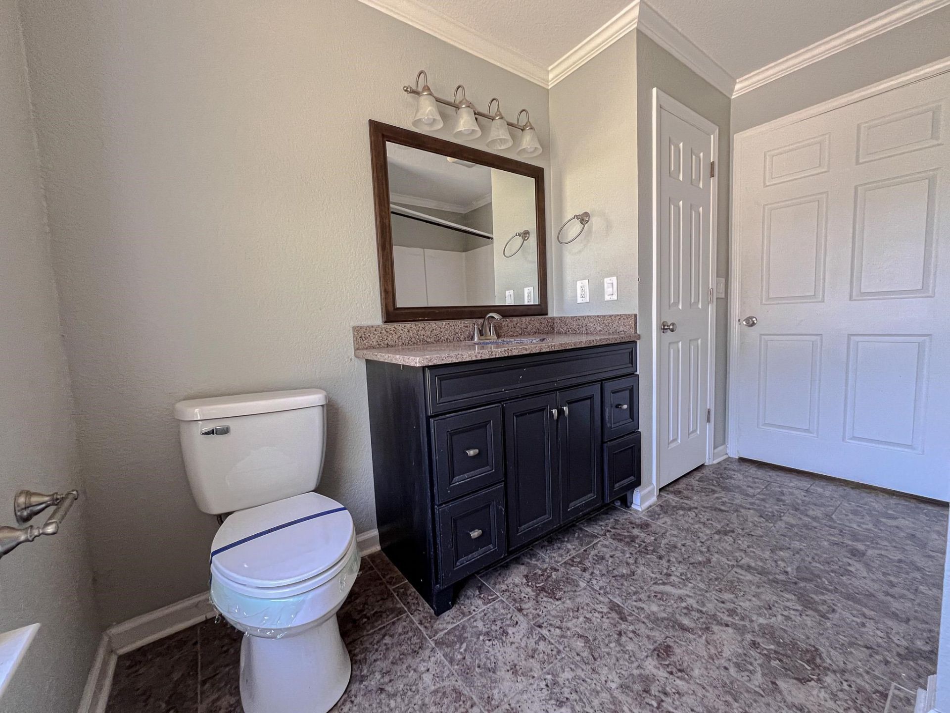 834 Shem Creek Circle  Photo 18
