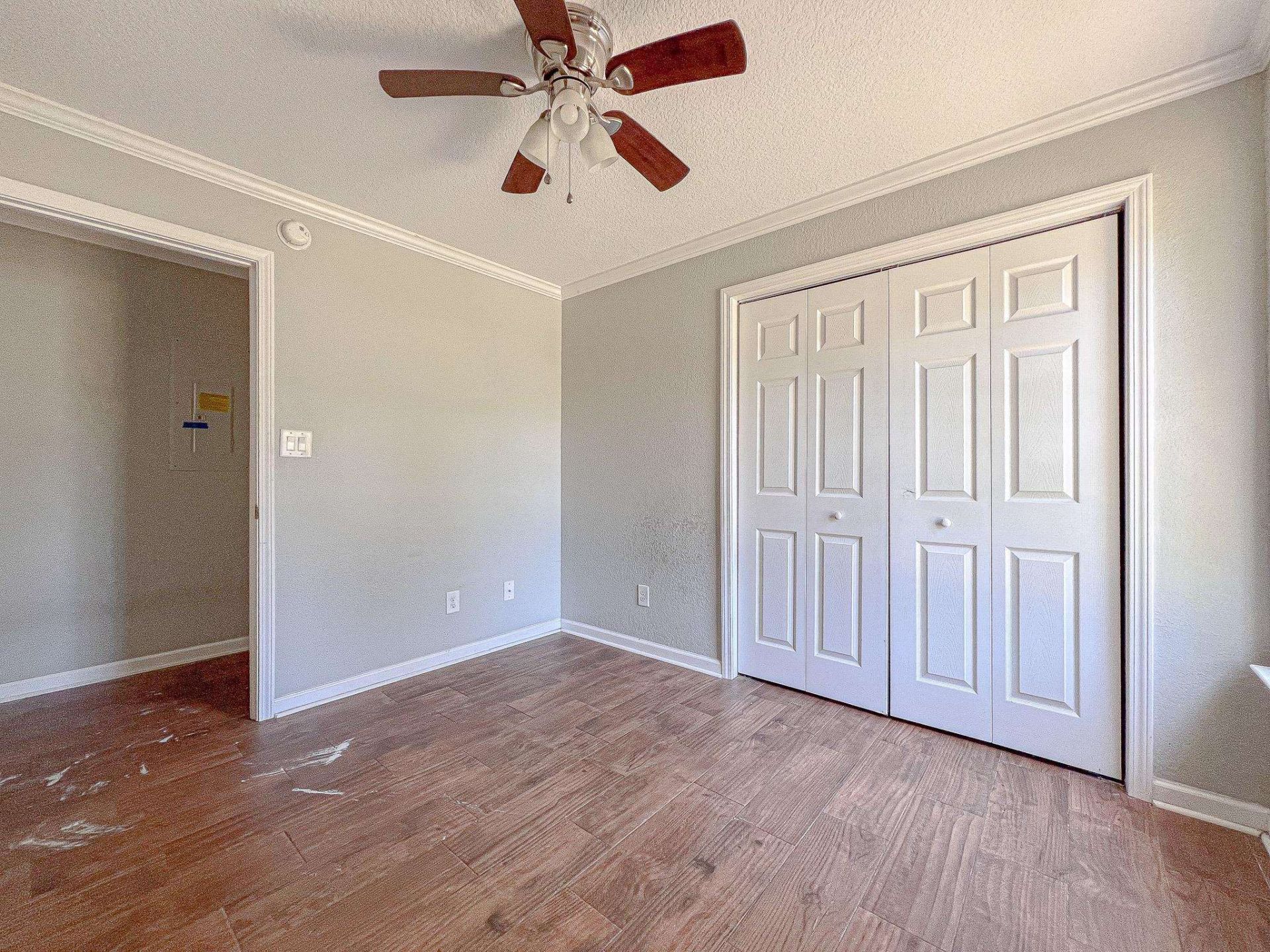 834 Shem Creek Circle  Photo 21