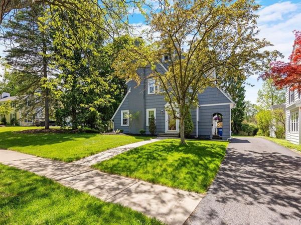 216 Standish Drive, Syracuse, NY 13224