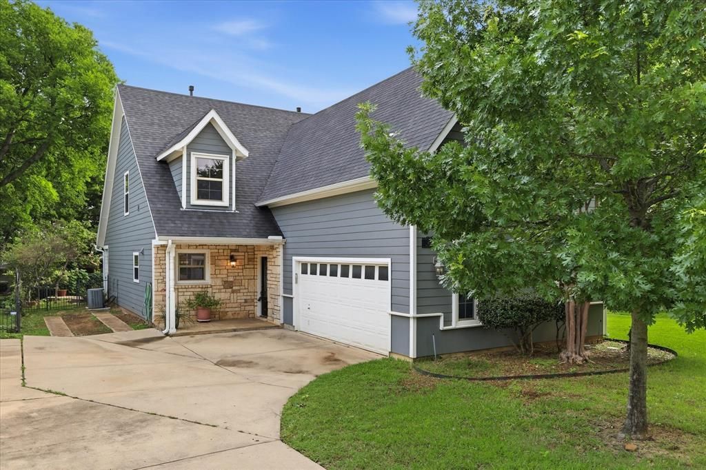 413 Collins Street, Argyle, TX 76226 Main Photo