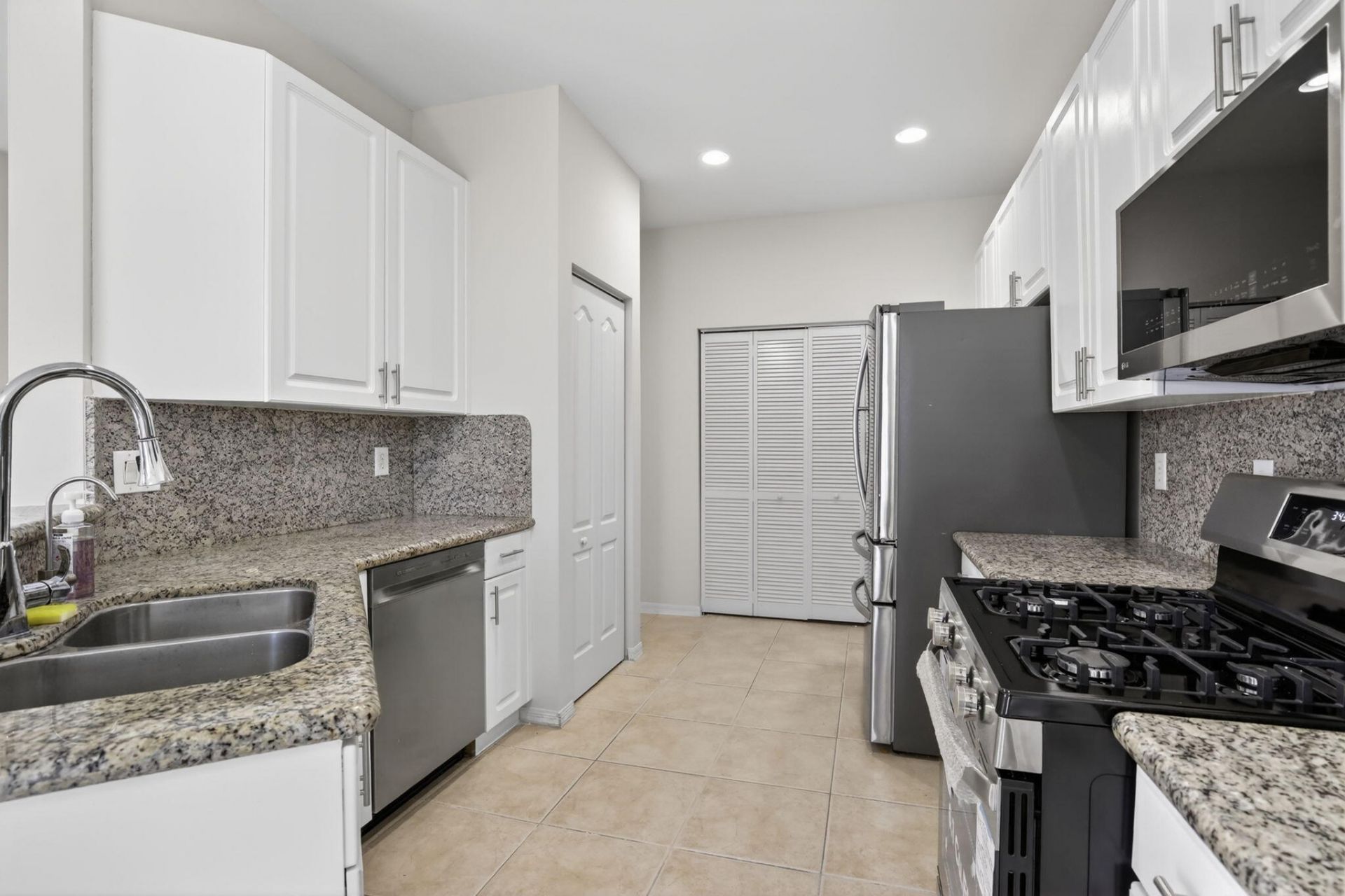 19317 SW 65th Street, Fort Lauderdale, FL 33332 Photo