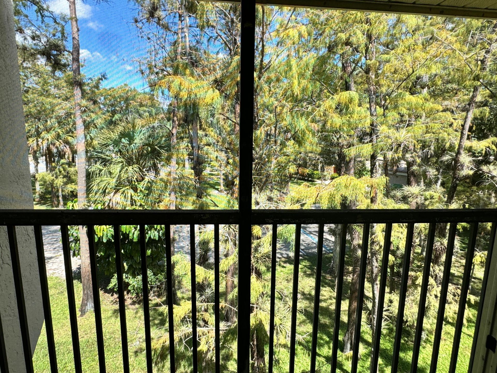 8773 Shadow Wood Boulevard, Unit 303, Coral Springs, FL 33071 Photo