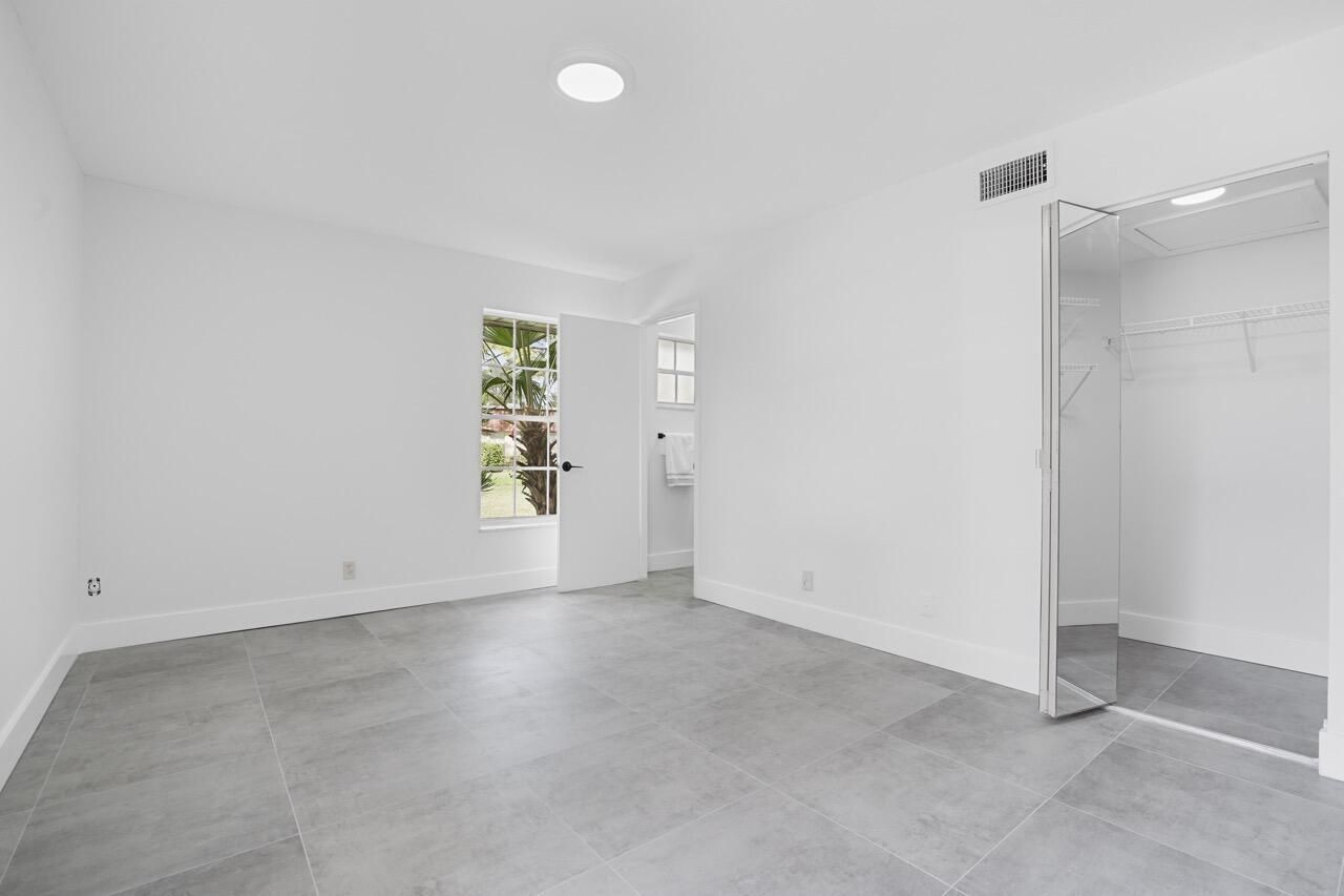 737 Nantucket Circle, Unit B, Lake Worth, FL 33467 Photo