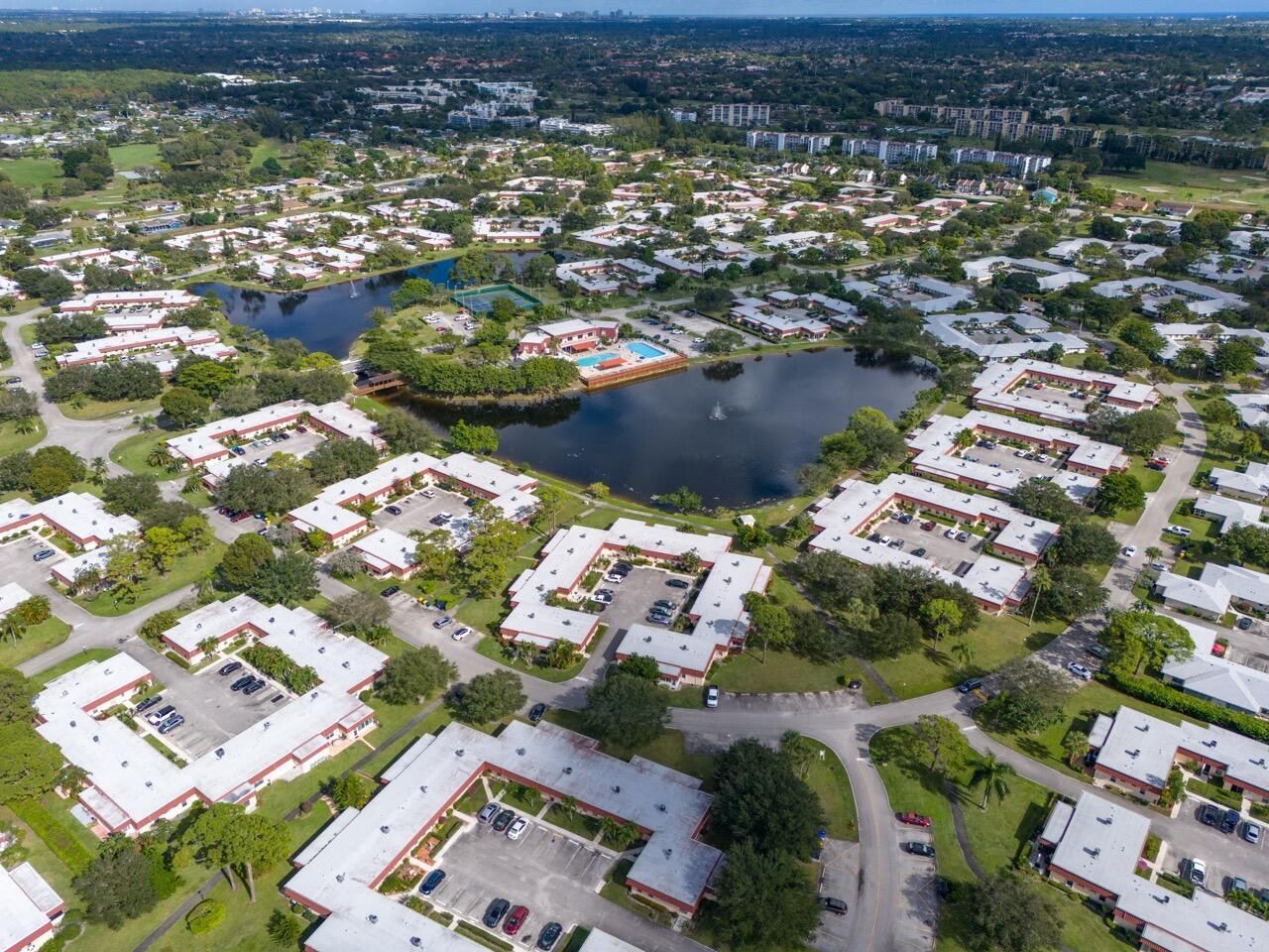 737 Nantucket Circle, Unit B, Lake Worth, FL 33467 Photo