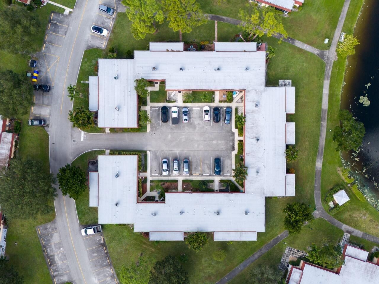 737 Nantucket Circle, Unit B, Lake Worth, FL 33467 Photo