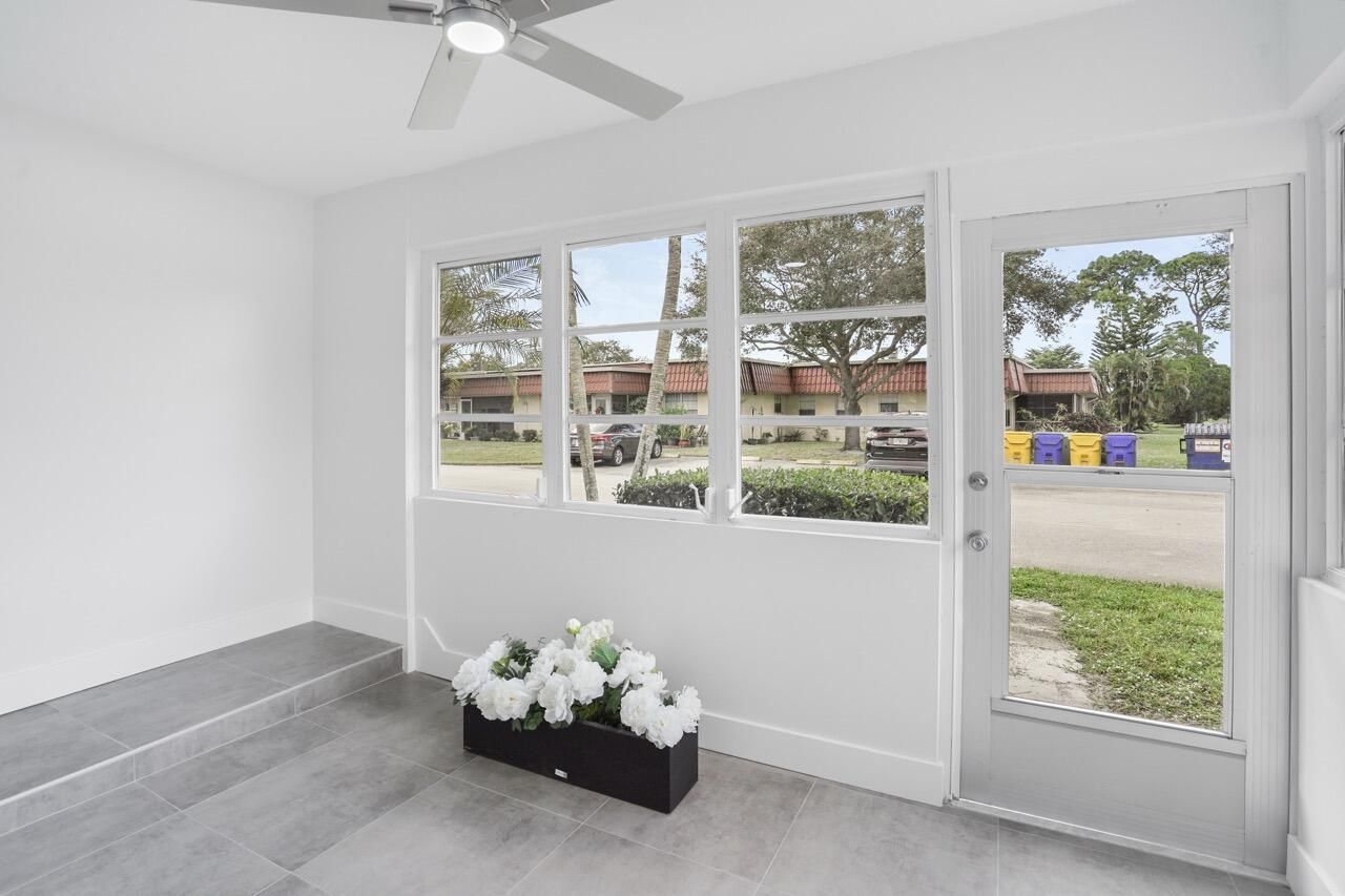 737 Nantucket Circle, Unit B, Lake Worth, FL 33467 Photo