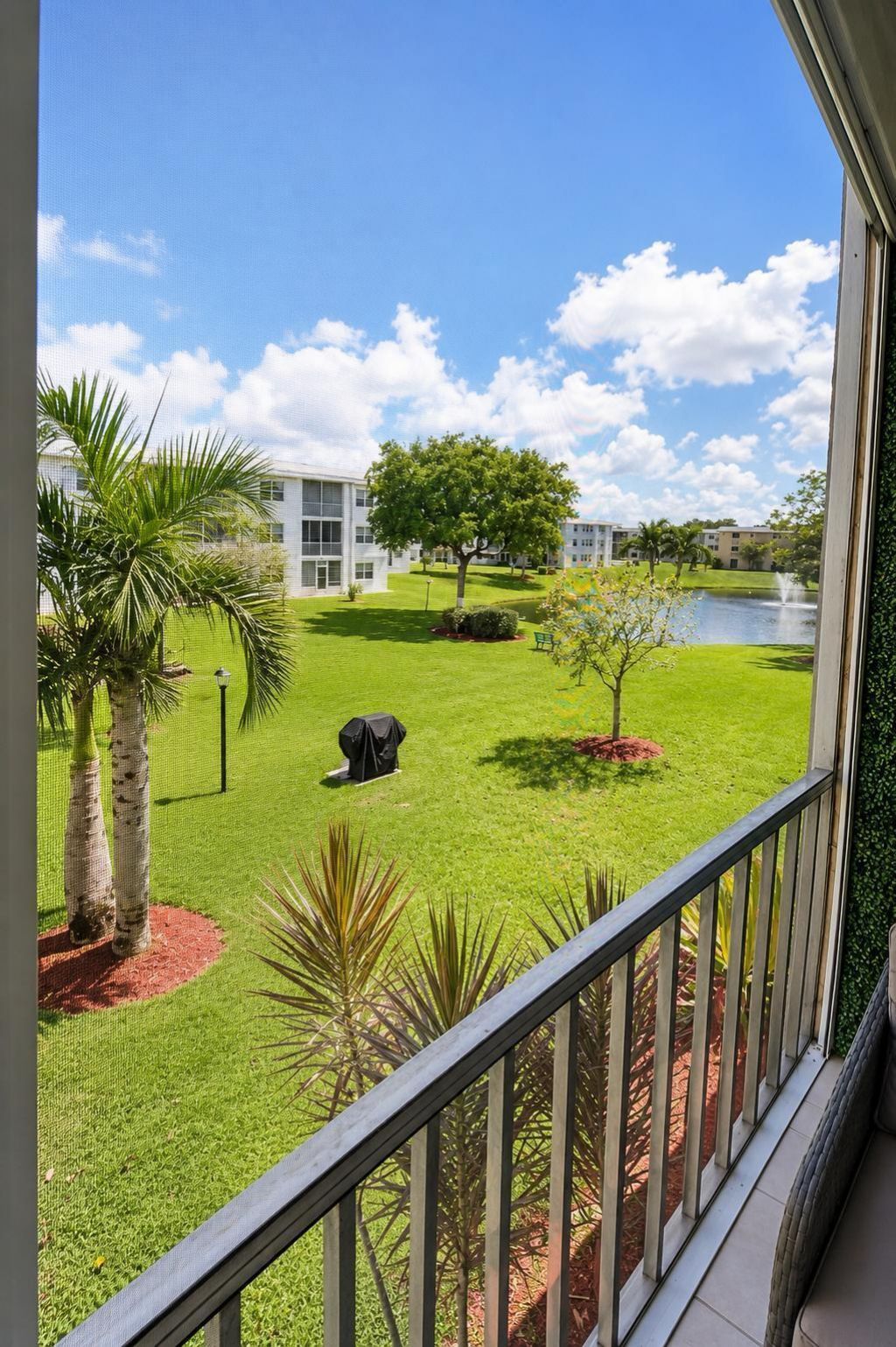 9880 Marina Boulevard, Unit 1520, Boca Raton, FL 33428 Photo