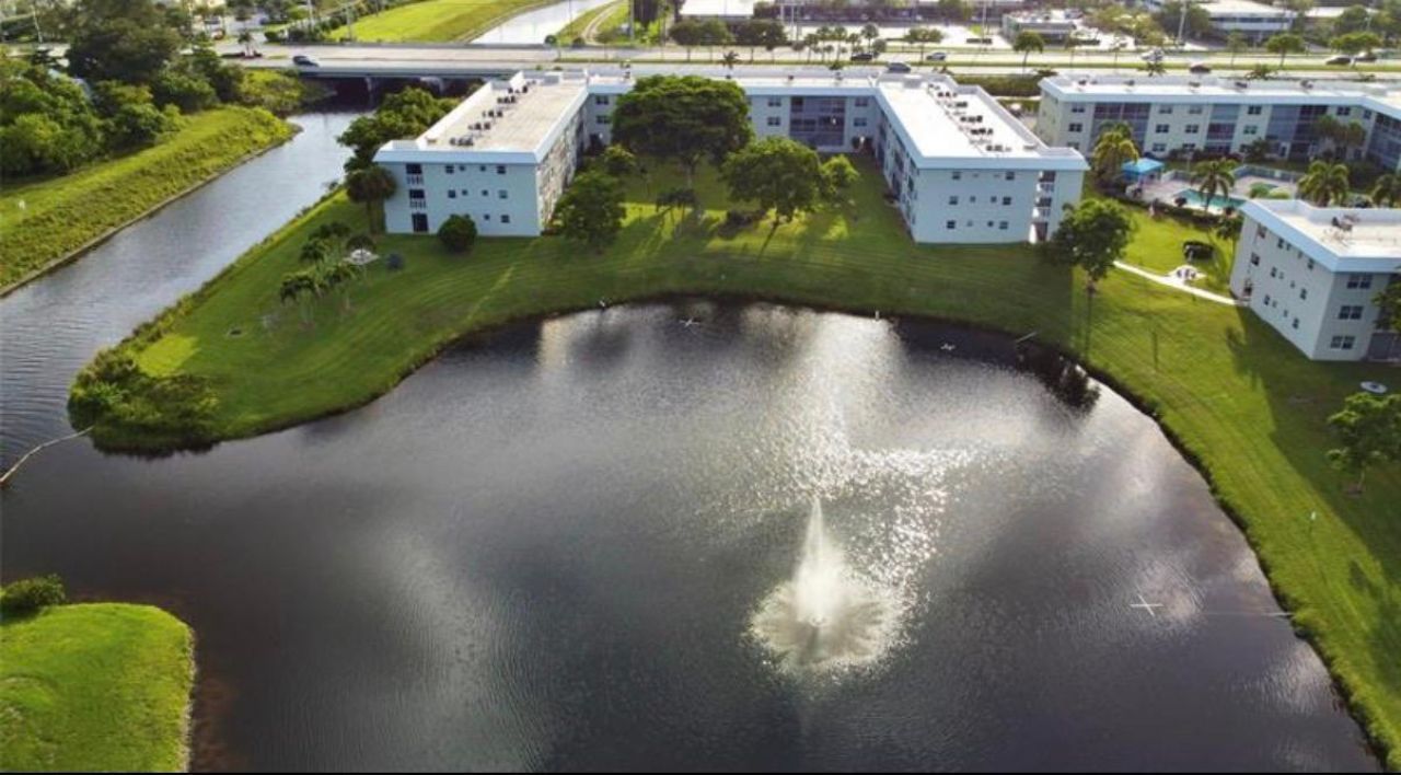9880 Marina Boulevard, Unit 1520, Boca Raton, FL 33428 Photo