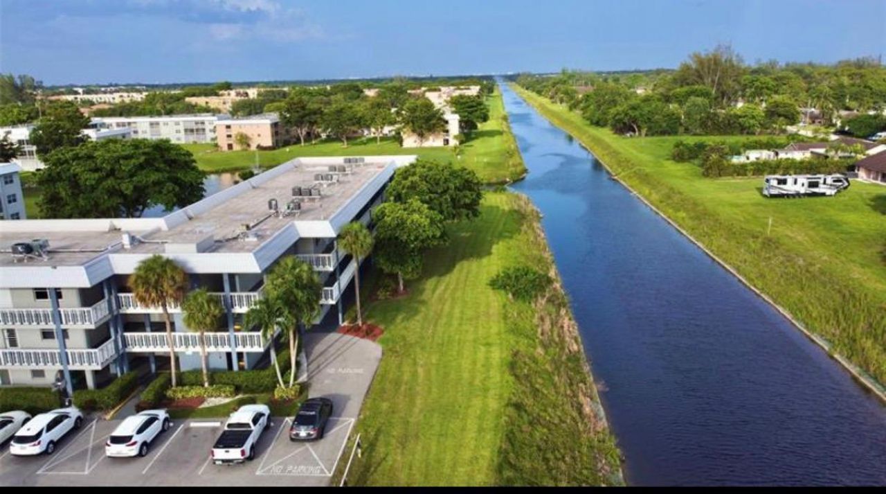 9880 Marina Boulevard, Unit 1520, Boca Raton, FL 33428 Photo