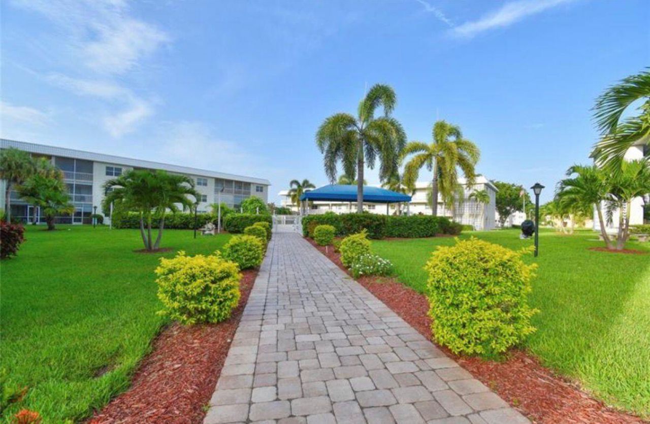 9880 Marina Boulevard, Unit 1520, Boca Raton, FL 33428 Photo
