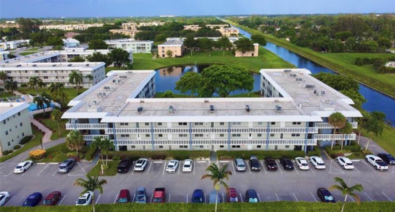 9880 Marina Boulevard, Unit 1520, Boca Raton, FL 33428 Photo