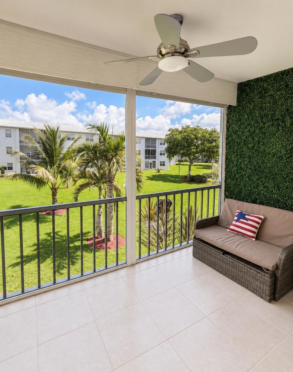 9880 Marina Boulevard, Unit 1520, Boca Raton, FL 33428 Photo