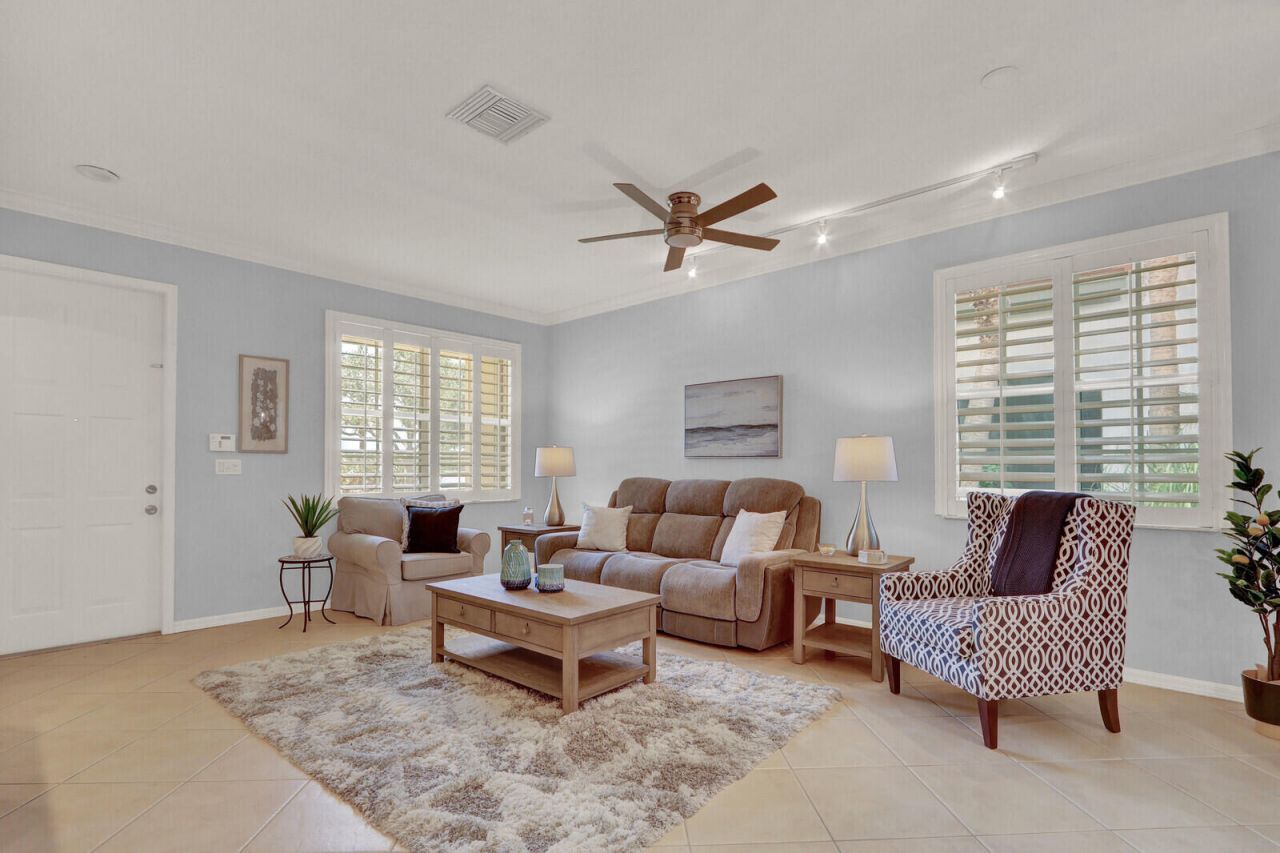 196 Evergrene Parkway, Palm Beach Gardens, FL 33410 Photo