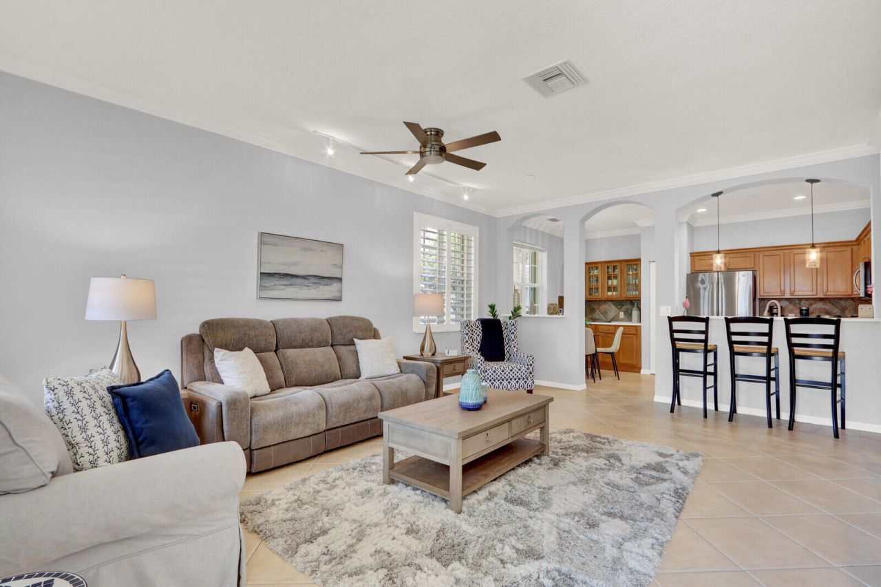 196 Evergrene Parkway, Palm Beach Gardens, FL 33410 Photo