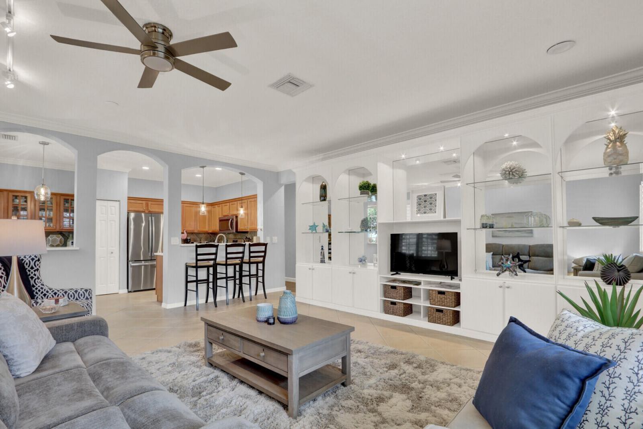 196 Evergrene Parkway, Palm Beach Gardens, FL 33410 Photo