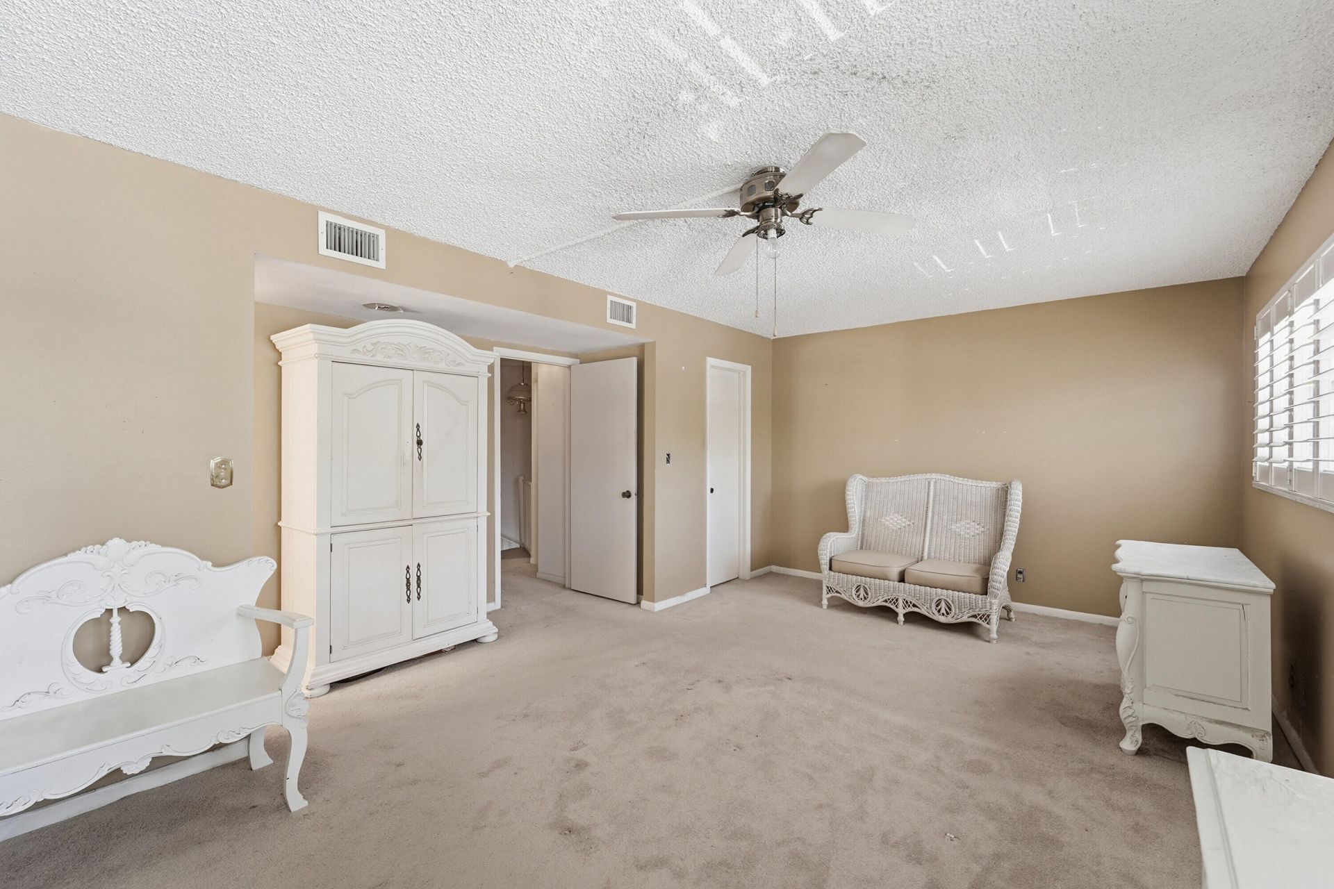 640 Tennis Club Drive, Unit 103, Fort Lauderdale, FL 33311 Photo