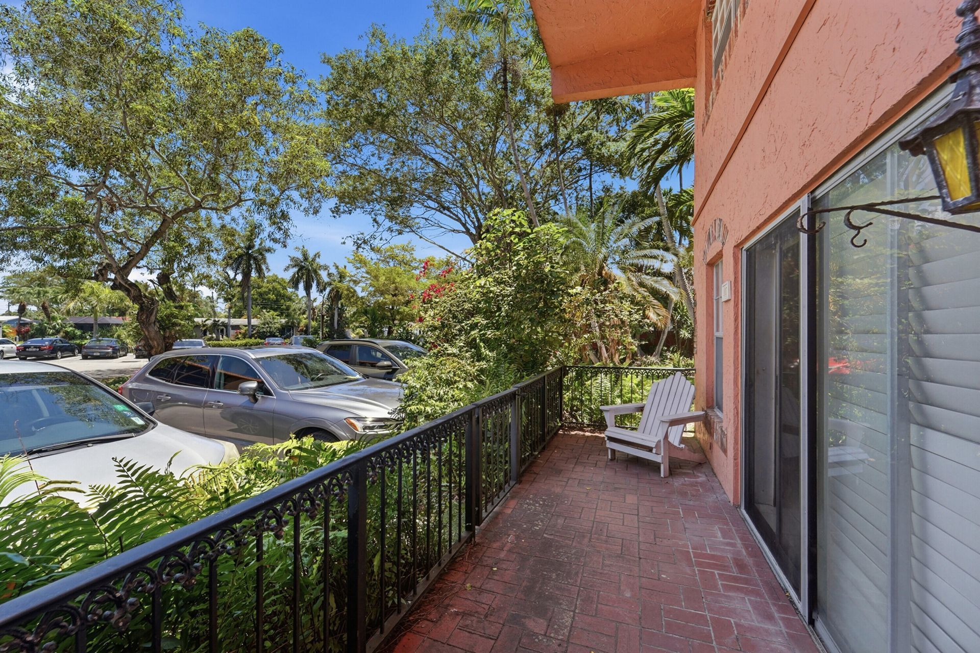 640 Tennis Club Drive, Unit 103, Fort Lauderdale, FL 33311 Photo