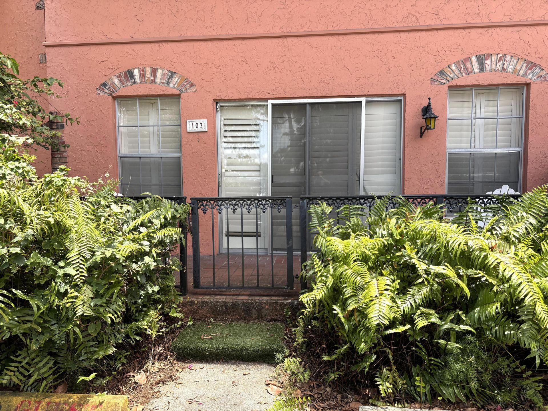 640 Tennis Club Drive, Unit 103, Fort Lauderdale, FL 33311 Photo