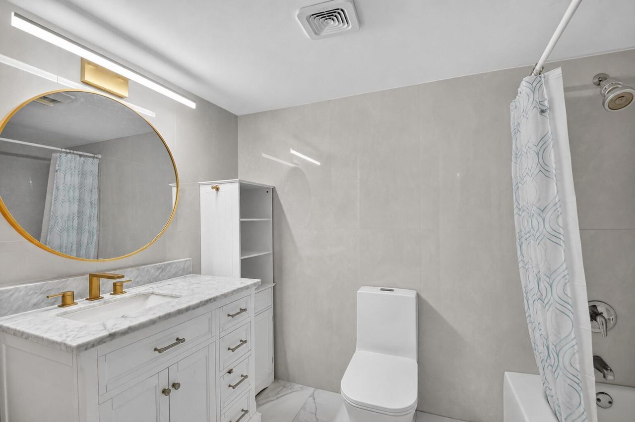 600 Crestwood Court N, Unit 607, Royal Palm Beach, FL 33411 Photo
