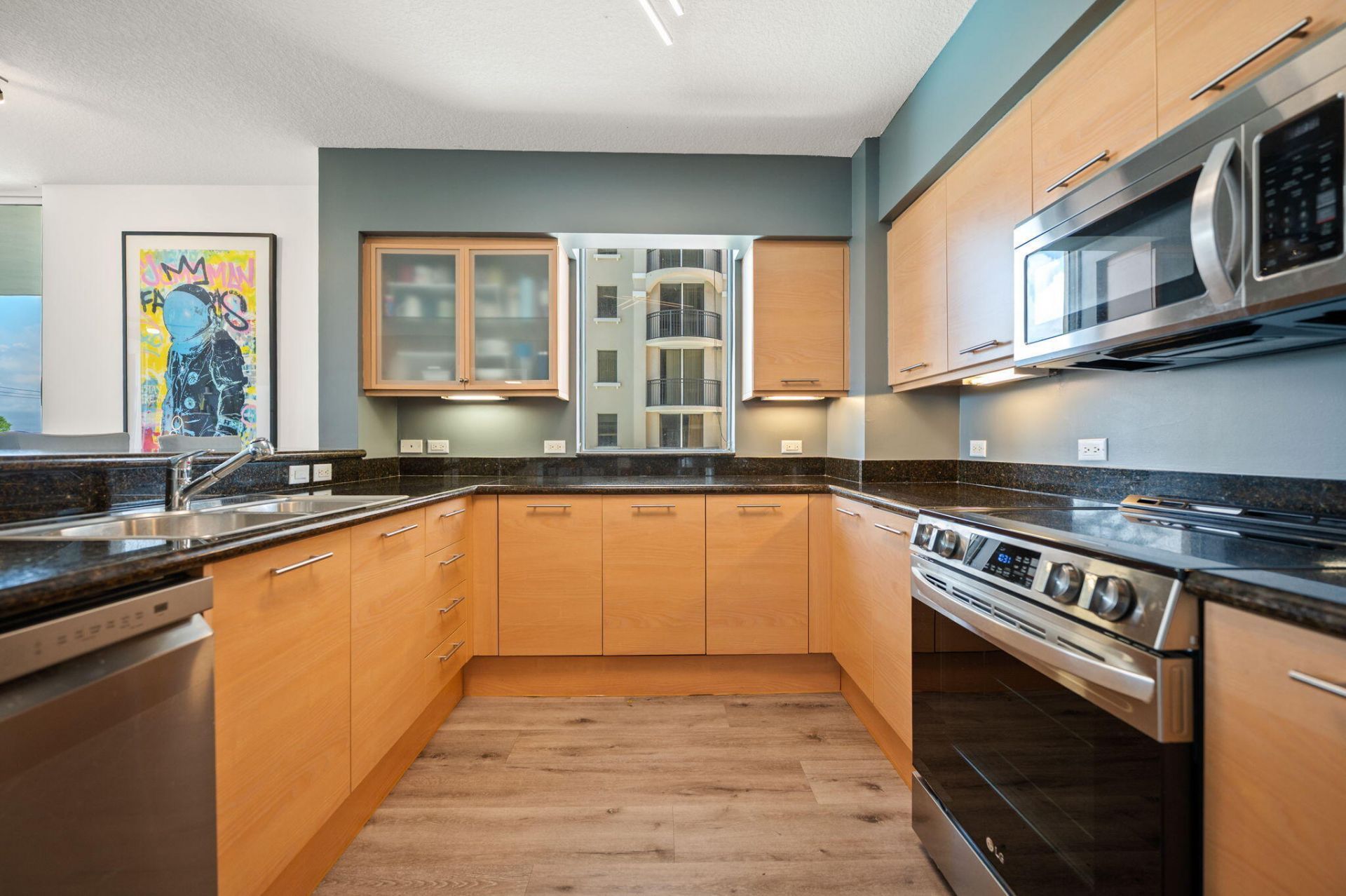 2001 N Ocean Boulevard, Unit 304, Fort Lauderdale, FL 33305 Photo