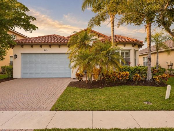 2101 Belcara Court, West Palm Beach, FL 33411