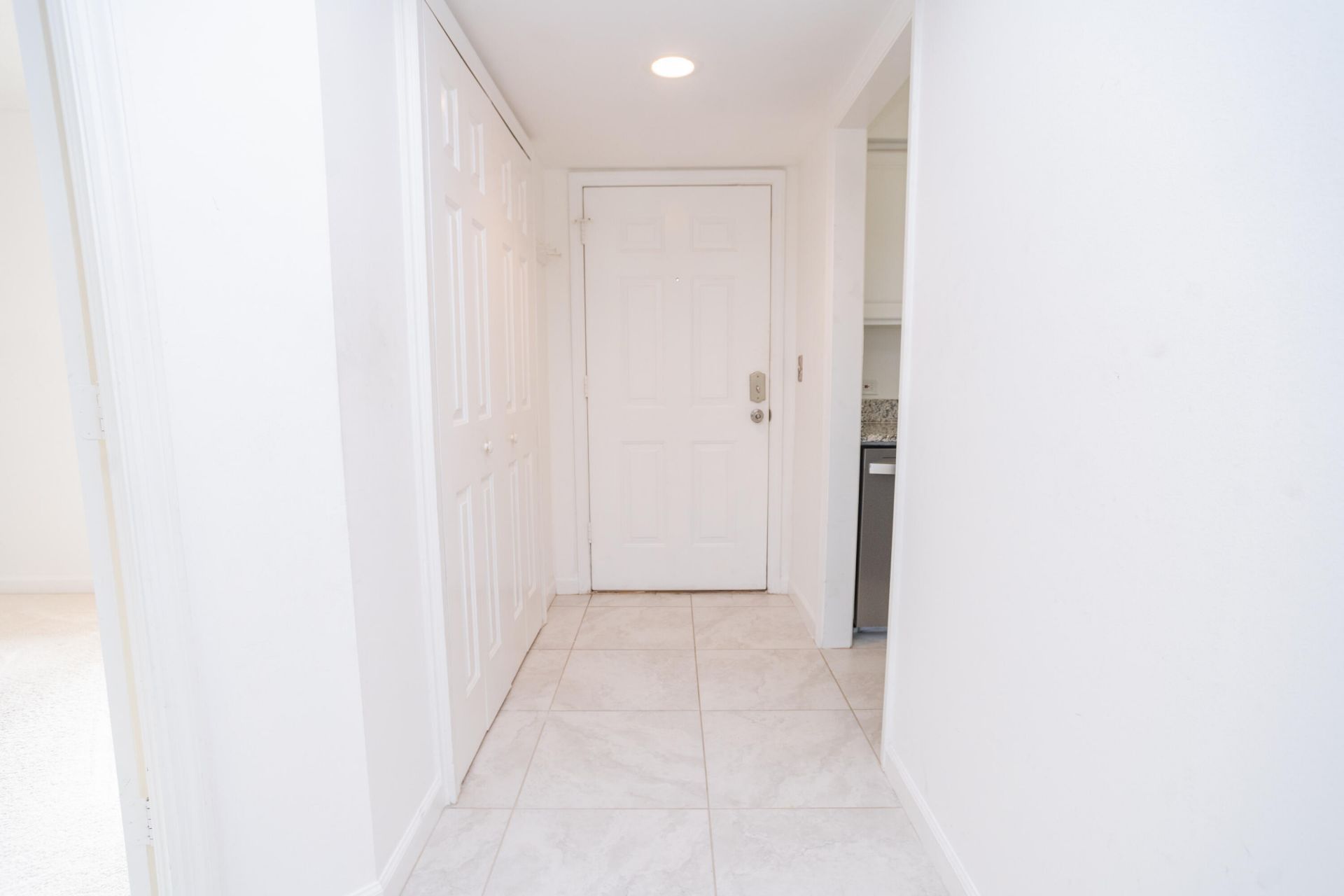 300 Grand Royale Circle, Unit 204, Vero Beach, FL 32962 Photo