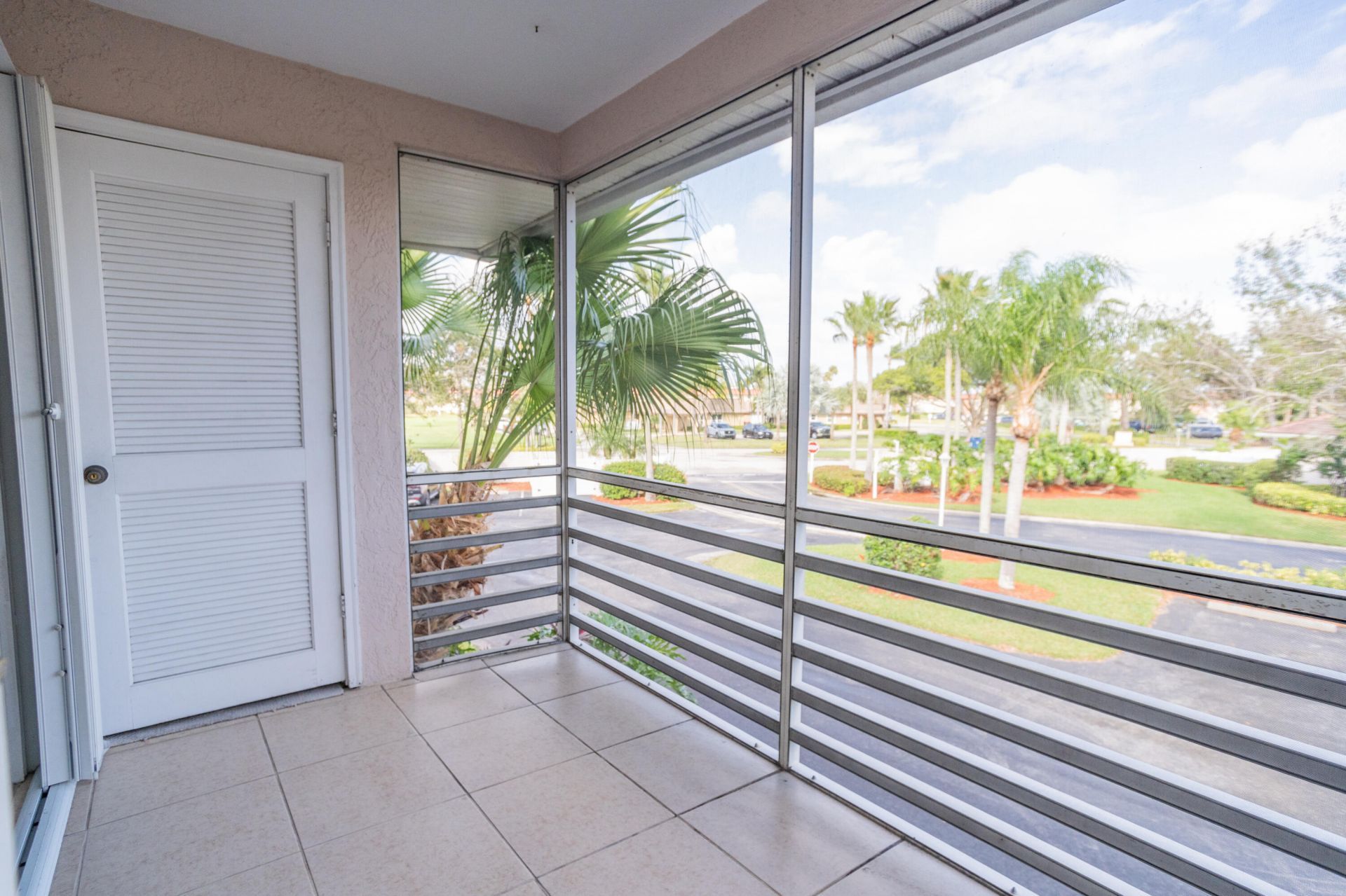300 Grand Royale Circle, Unit 204, Vero Beach, FL 32962 Photo