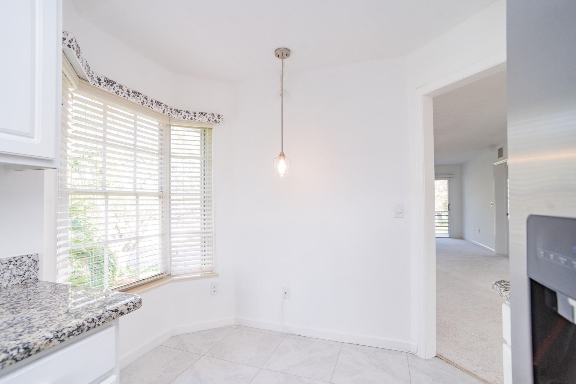 300 Grand Royale Circle, Unit 204, Vero Beach, FL 32962 Photo