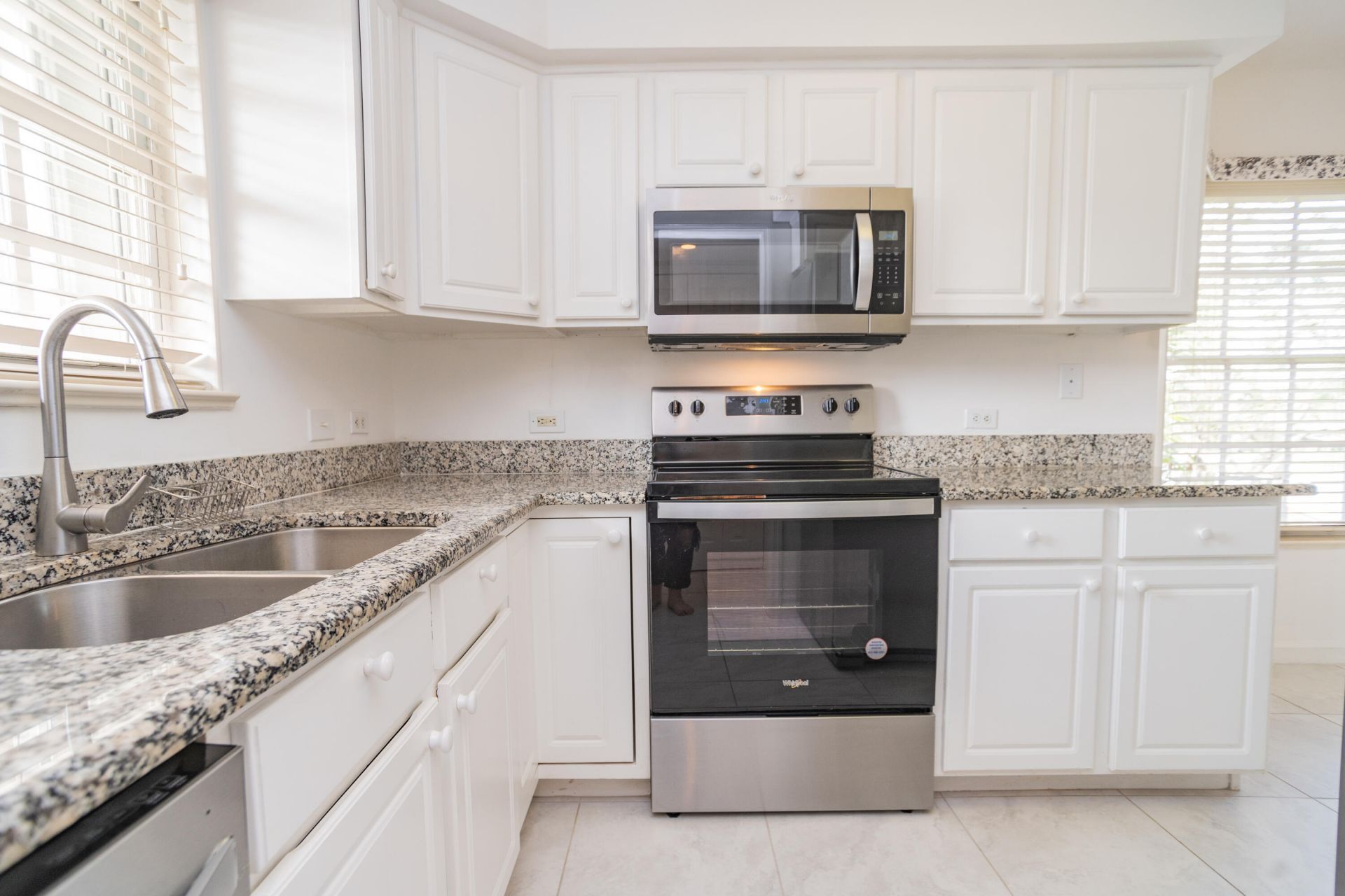 300 Grand Royale Circle, Unit 204, Vero Beach, FL 32962 Photo