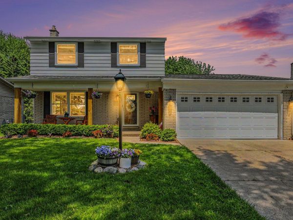 50380 Bower Drive, Chesterfield, MI 48047