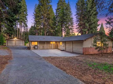 3653 Lake Almanor Drive, Lake Almanor, CA 96137 Photo