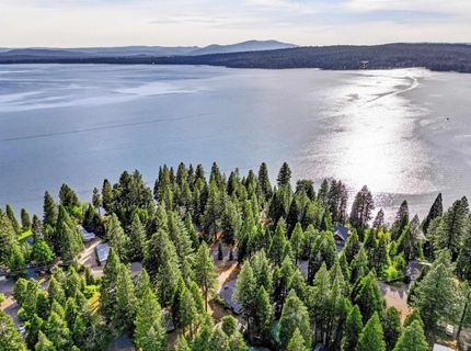 3653 Lake Almanor Drive, Lake Almanor, CA 96137 Photo