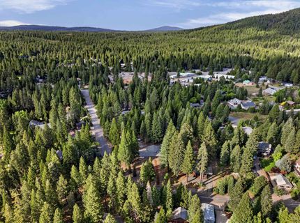3653 Lake Almanor Drive, Lake Almanor, CA 96137 Photo