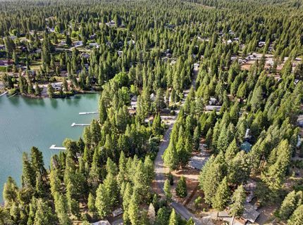 3653 Lake Almanor Drive, Lake Almanor, CA 96137 Photo