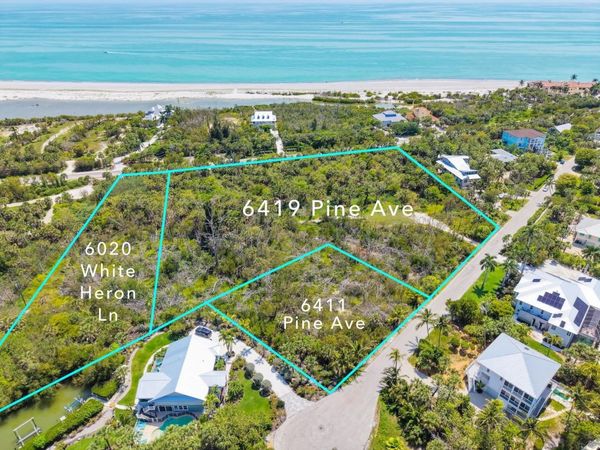 6419 Pine Ave, Sanibel, FL 33957