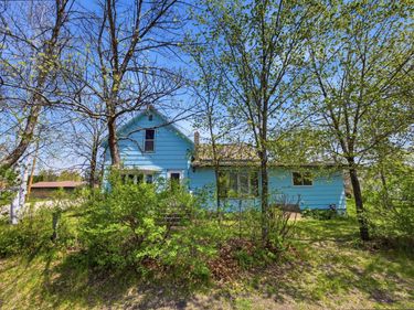 201 E Oak Avenue, Frazee, MN 56544