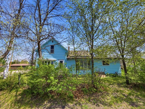 201 E Oak Avenue , Frazee, MN 56544