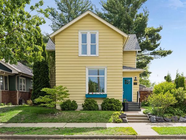 719 Quincy Street NE, Minneapolis, MN 55413