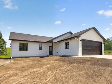 416 Parkside Drive SE, Preston, MN 55965