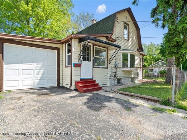 536 Leslie Street, Lansing, MI 48912
