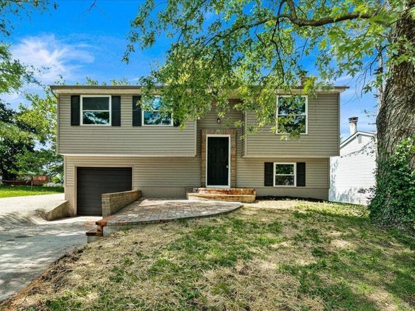 2606 Blue Rock Boulevard, Grove City, OH 43123