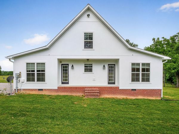 8495 Baxter Rd , Baxter, TN 38544