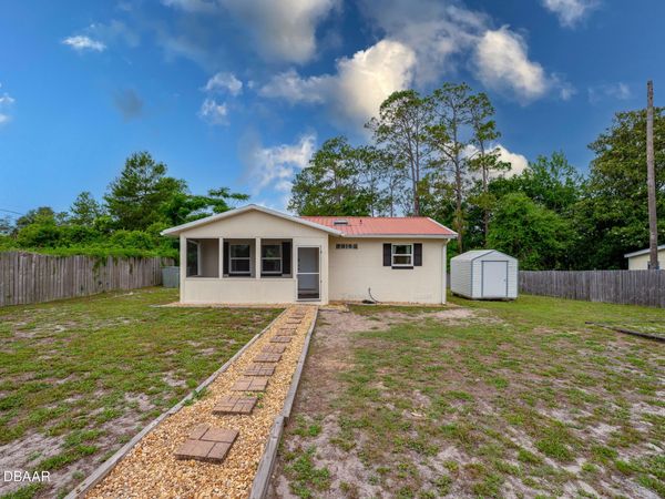 45739 Magnolia Street, Paisley, FL 32767
