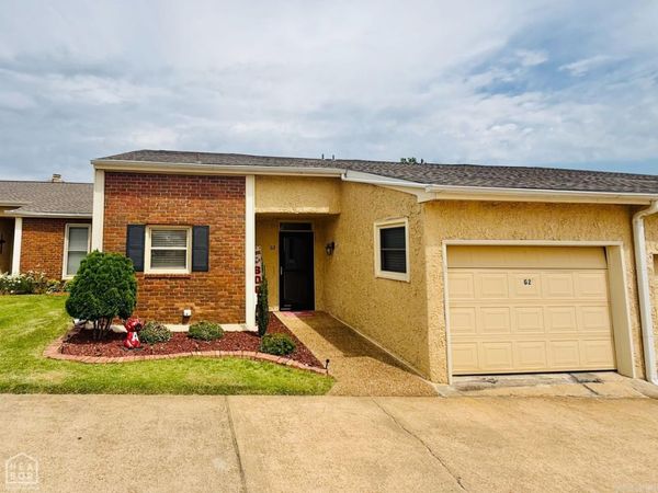 2115 Windwood Circle, Jonesboro, AR 72401
