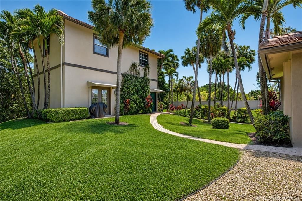 5884 NW 79th Way, Pompano Beach, FL 33067 Photo