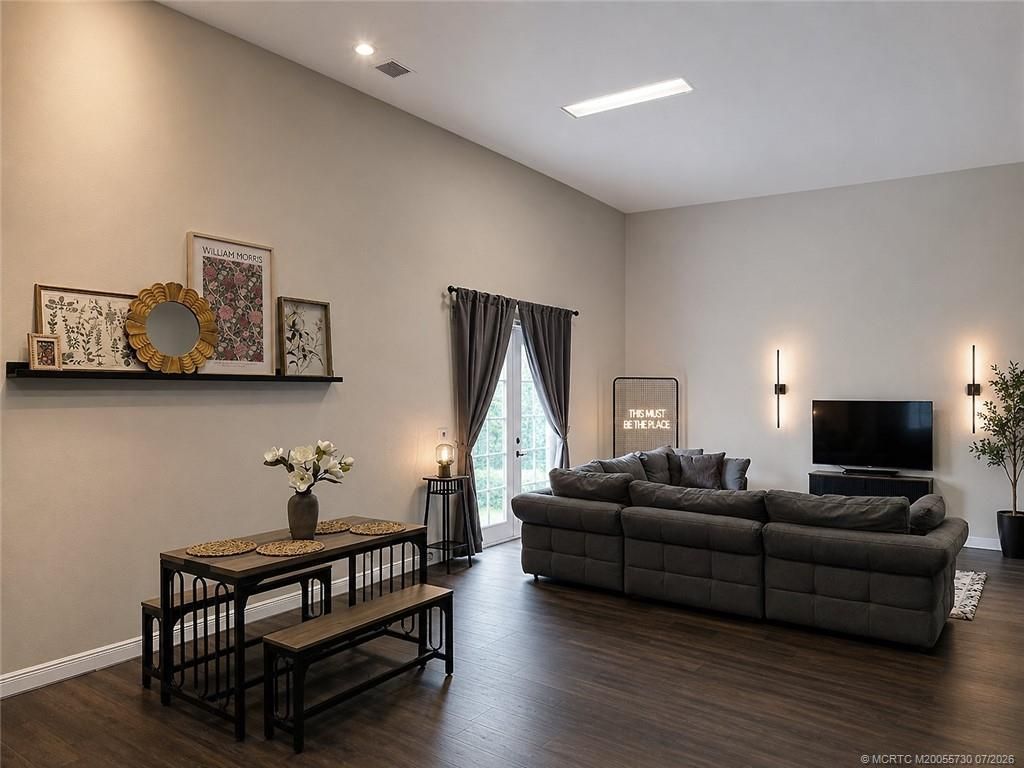 5884 NW 79th Way, Pompano Beach, FL 33067 Photo