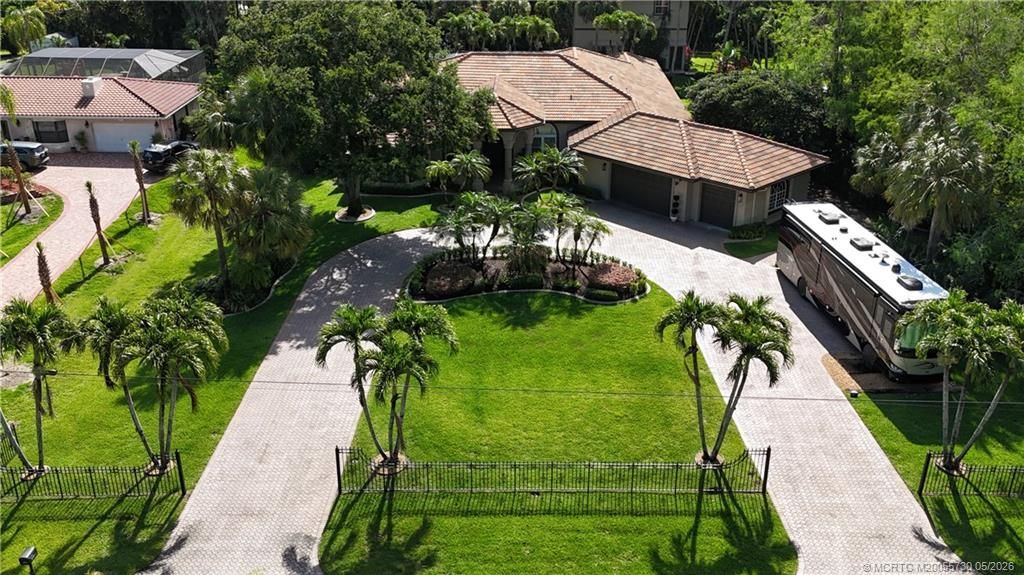 5884 NW 79th Way, Pompano Beach, FL 33067 Photo