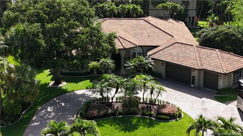 5884 NW 79th Way, Pompano Beach, FL 33067 Photo