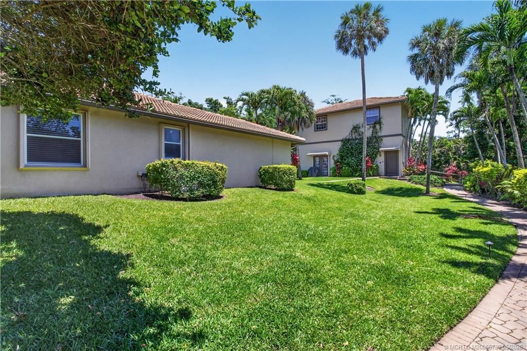 5884 NW 79th Way, Pompano Beach, FL 33067 Photo